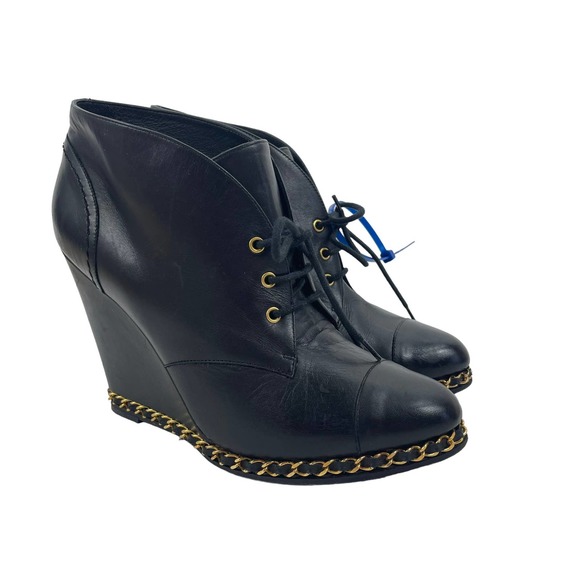 Chanel CC Logo Wedge Ankle Boots Gold Chain Black Size 39.5 - Picture 2 of 12